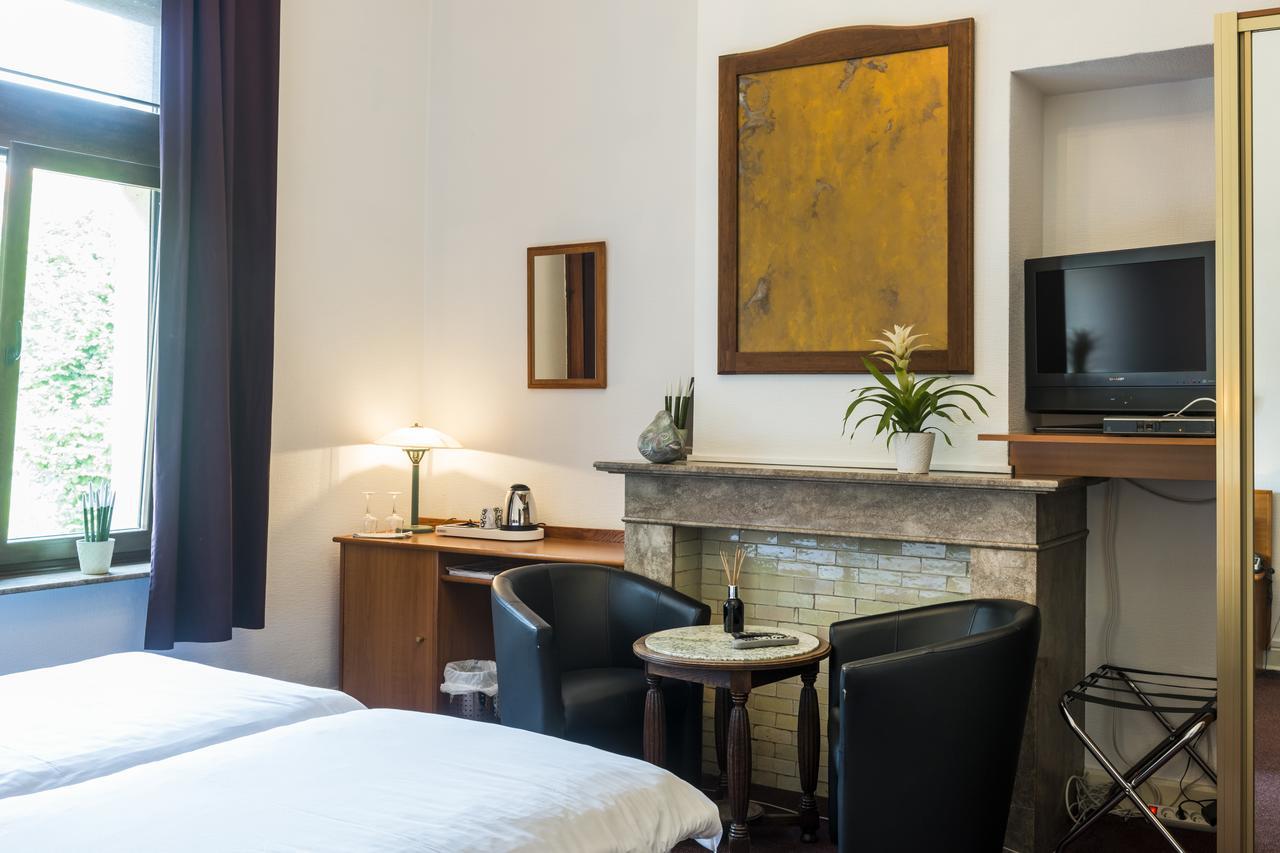 Hostellerie Lou Pahou Ronse Buitenkant foto